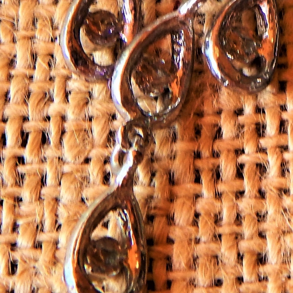 <3 Dazzling Lavender/Clear Rhinestone Earrings <3 - Picture 5 of 7